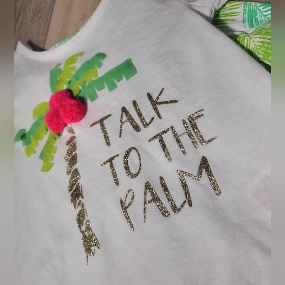 Isaac Mizrahi girl's 2 piece tropical skorts set, graphic tee Size 5/6 - Picture 3 of 12